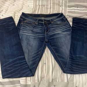 Buckle Dark Wash Jeans - size 26x32